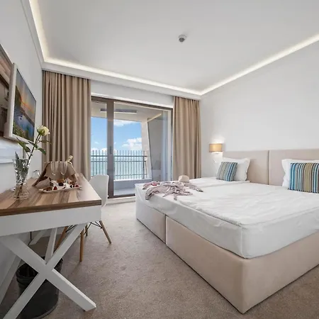 Hvd Nympha (adults Only) Θέρετρο