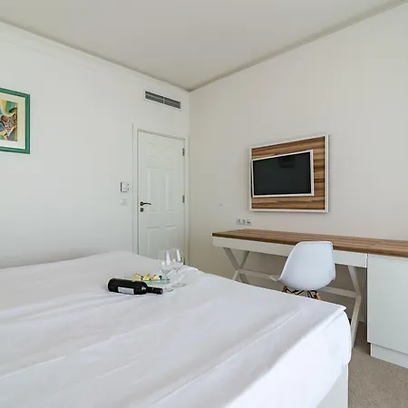 Hvd Nympha (adults Only) Semesteranläggning (resort) 4*